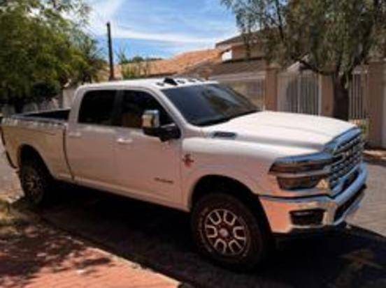 RAM 3500 6.7 I6 TURBO DIESEL LIMITED LONGHORN CD 4X4 AUTOMÁTICO RAM 3500 6.7 I6 TURBO DIESEL LIMITED LONGHORN CD 4X4 AUTOMÁTICO